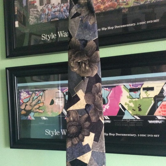 Ermenegildo Zegna Silk Tie - Picture 2 of 3